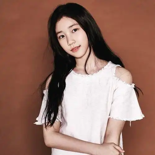 童星|玄彬|朴信惠|李蕊(韩国演员)_网易订阅