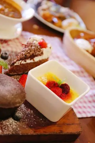 还有新出的签烤马鲛鱼,外表烤的超酥脆,真的超超超好吃.#美食分享##不