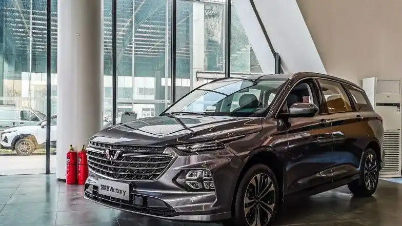 二胎家庭就选五菱凯捷六座空间大品质可靠新车8万多起