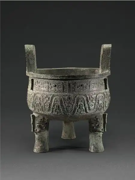 易烊千玺守护的大克鼎刷屏了!上海博物馆三件重器登《国家宝藏》