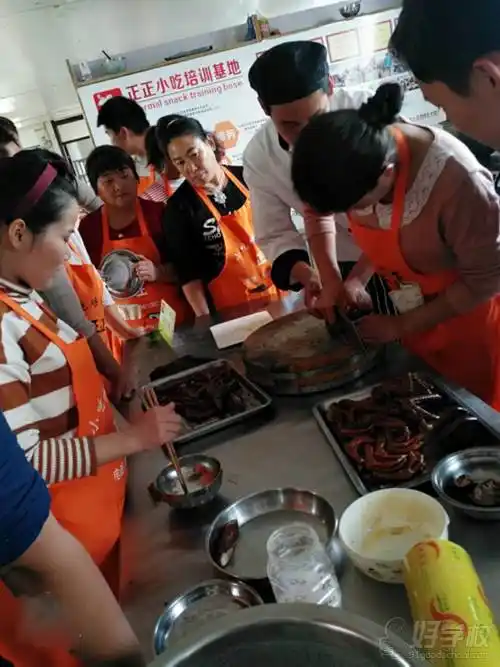 亳州郑正小吃培训学校 教学现场