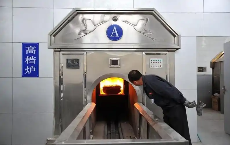 为什么会梦到老人火化(为什么会梦到老人火化了)