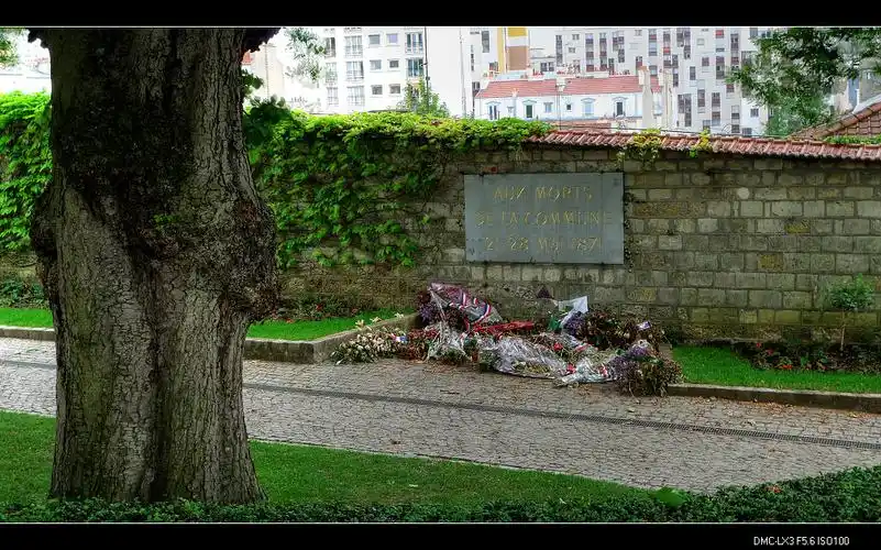 拉雪兹神甫公墓巴黎公社社员墙