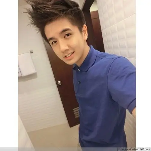 【转载】来自马来西亚的小帅哥 谁能把他掰弯呐