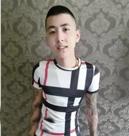 五款社会小伙发型图片 告诉你社会小伙都扎什么发型(3)