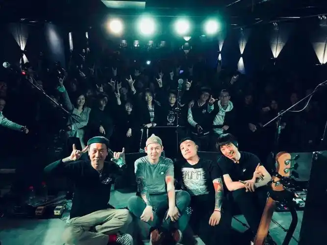 文雀乐队全国巡演在路上巡演日记之刘篇