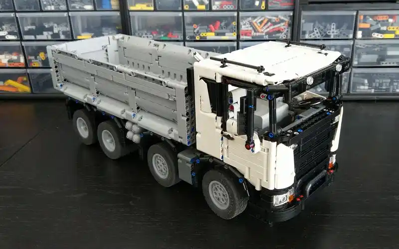 斯堪尼亚 8x4 自卸卡车 lego乐高 technic科技/机械 moc_哔哩哔哩