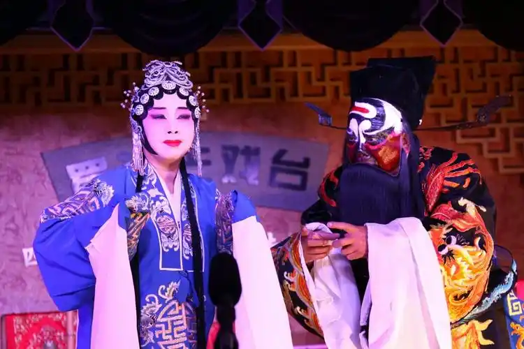 《铡美案》见皇姑唱段学唱:冰清玉润