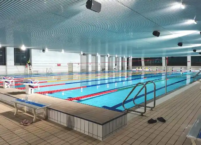 国庆假期打卡中南大学新校区游泳馆