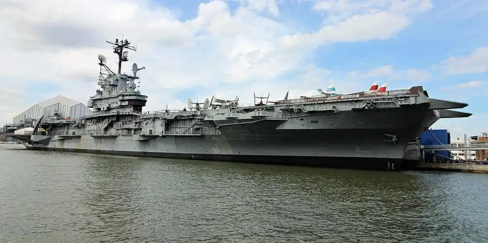 无畏号航空母舰