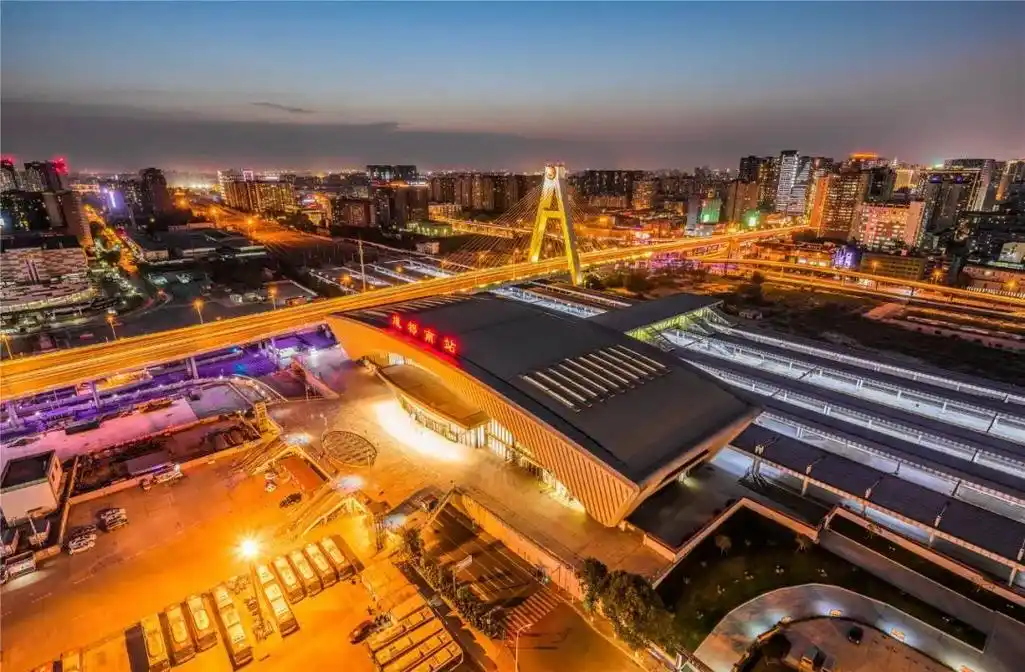 纵横四海的国脉,穿越时空的列车;铁路文化摄影大赛作品选(1)