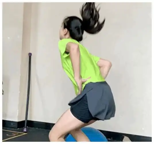 森碟12岁成腿精腿部线条优美这是什么神仙基因