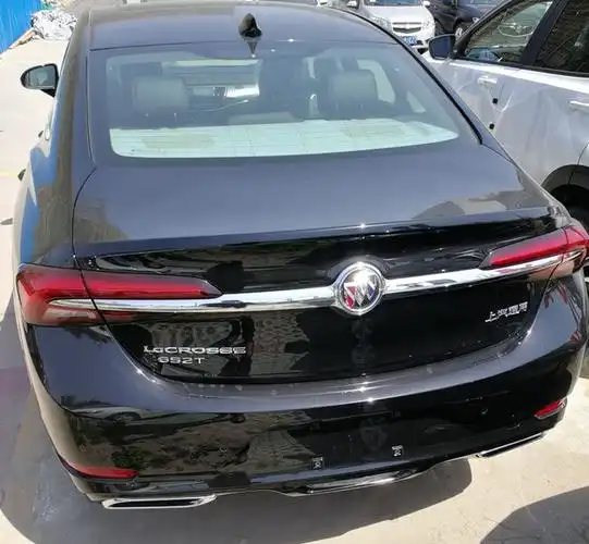 2020款别克君越完成升级,配2.0t 9at,换装652t尾标,22.98万起