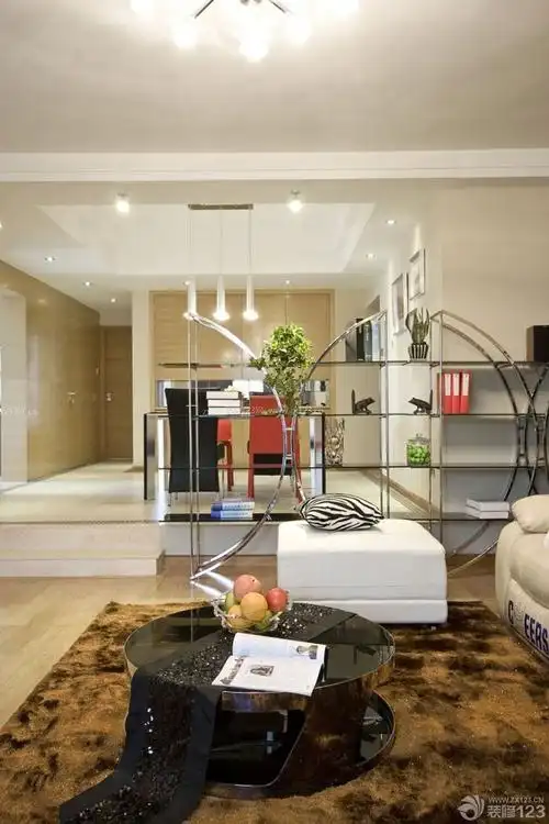 跃层房子80平米小户型客厅家具摆放效果图