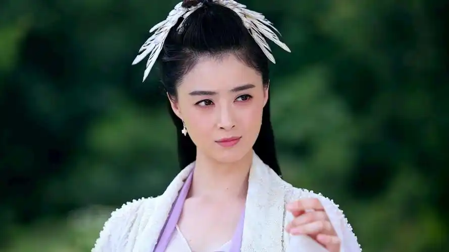 电脑平板电视机1600x900蒋欣古装照壁纸