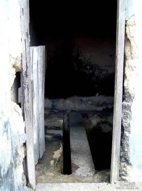 旧时客家农村的粪屎窖