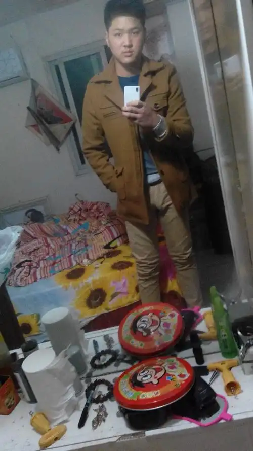 身高一米八五 重170斤左右 减肥 早上,一杯豆腐汤 一笼小包子 八个