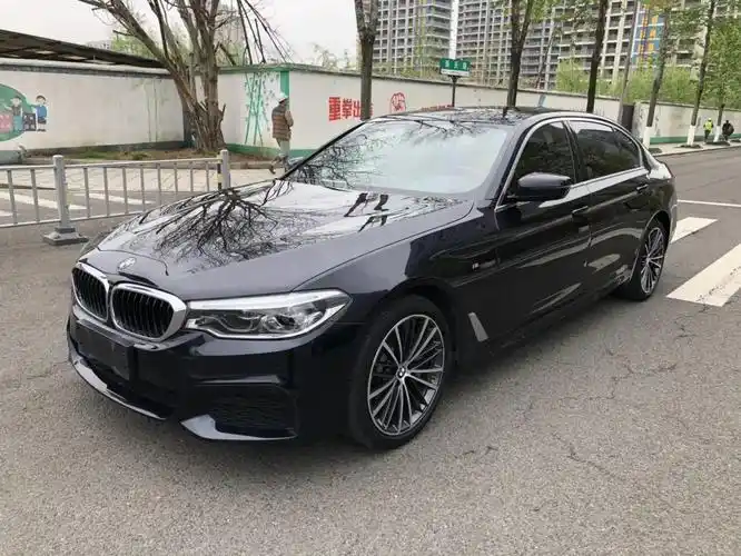 宝马530li m运动版 宝马5系二手车价格在22-27万