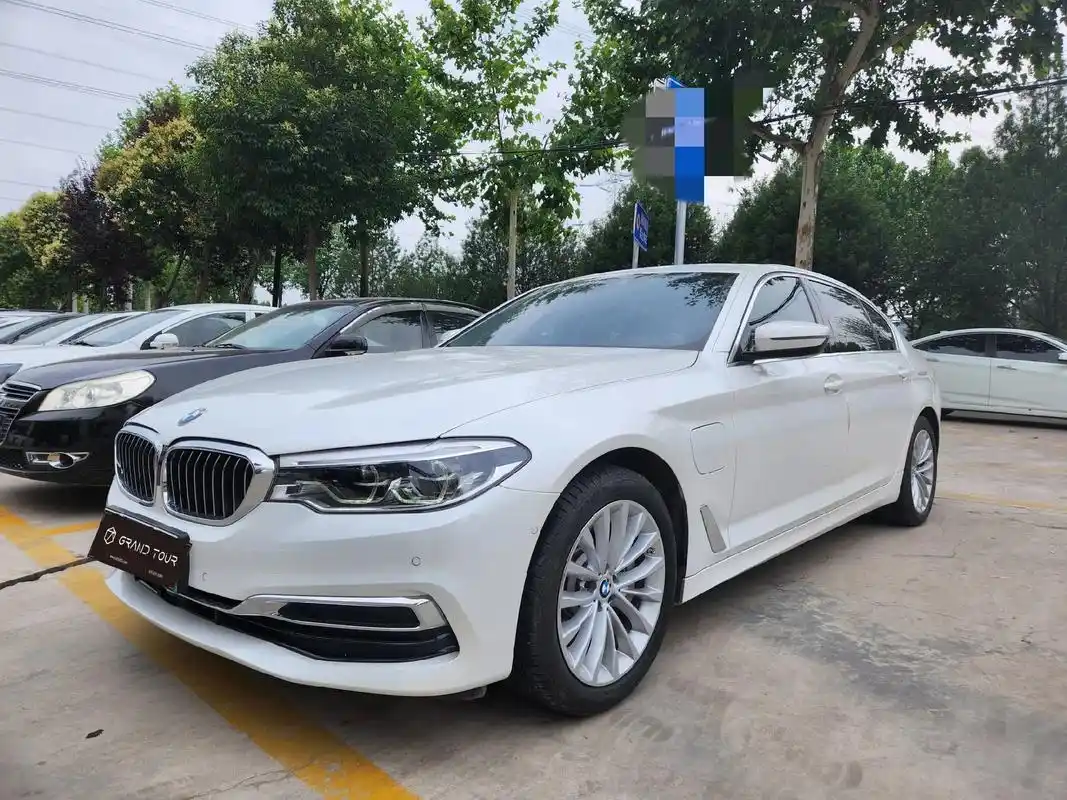 混动宝马5系.【新到车型】宝马 2020款 530le 里程 - 抖音