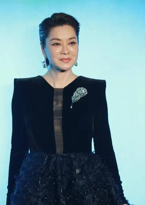 回顾毛阿敏:愧对哭瞎的父亲,难舍离世的丈夫,儿女是我的动力