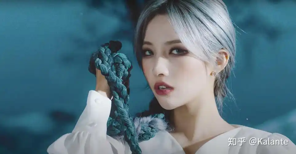 如何评价gidle1月11日回归发布的迷你4辑iburn的主打曲火花及非主打曲