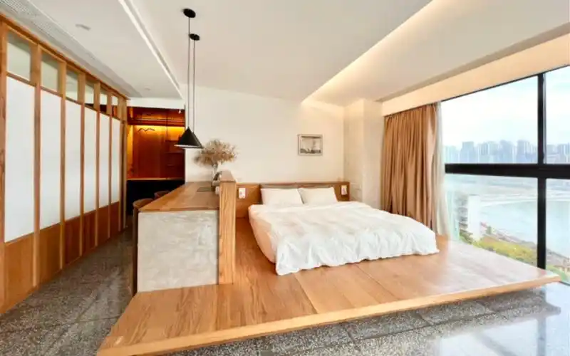 重庆洪崖洞日式大平层江景民宿