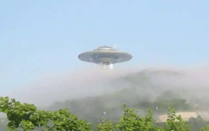 ufo真实存在吗?网友拍到有飞碟造访地球,科学家对此作出回应