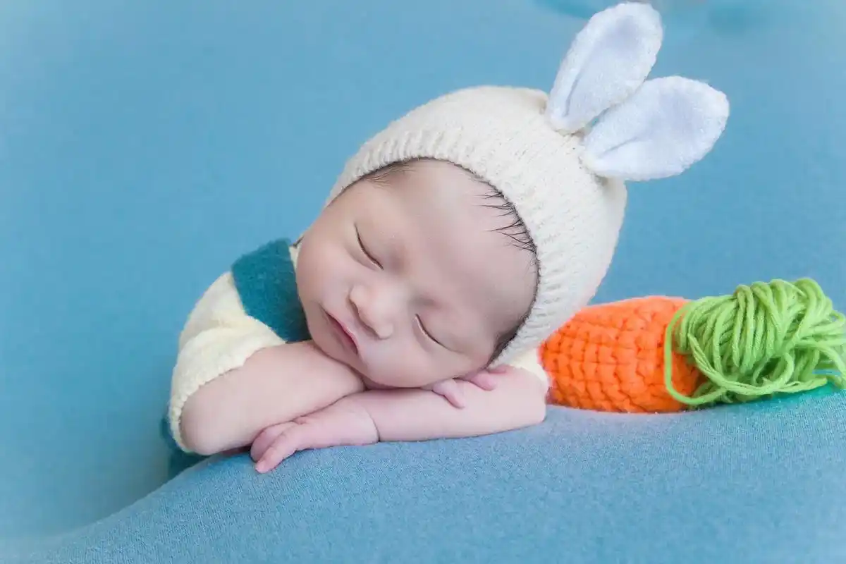 宝宝月子照新鲜出炉啦!大肚子变成了小娃娃 胎心变心跳91 - 抖音