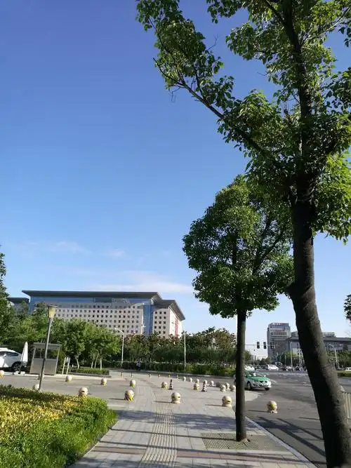 河南省郑州市金水区祭城路街道郑州市中级人民法院信访立案大厅郑州市