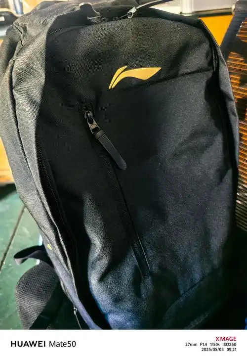 李宁双肩包书包干湿分离大容量保温层运动多功能旅游学生礼物背包