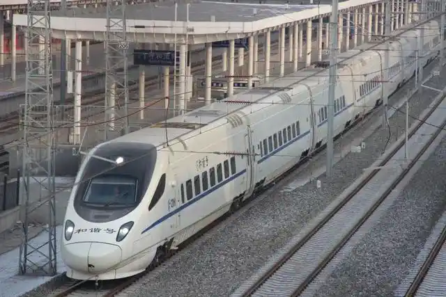 草原动车(d字头)最新时刻表,赶快收藏,转发