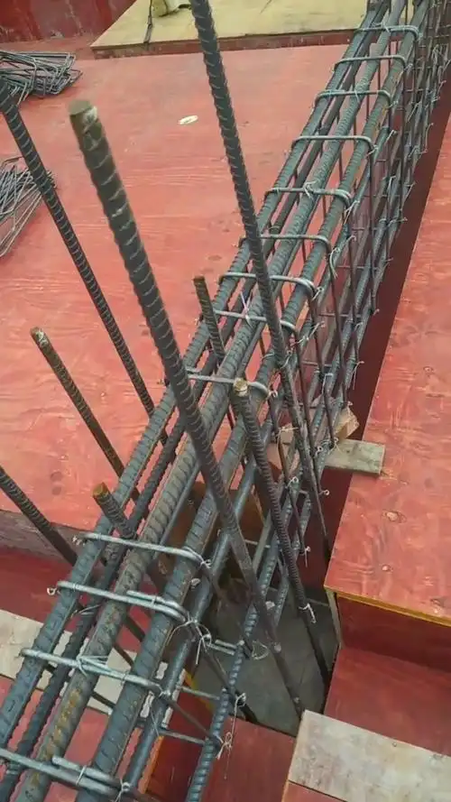 1米5的悬挑梁这样布筋可以吗?