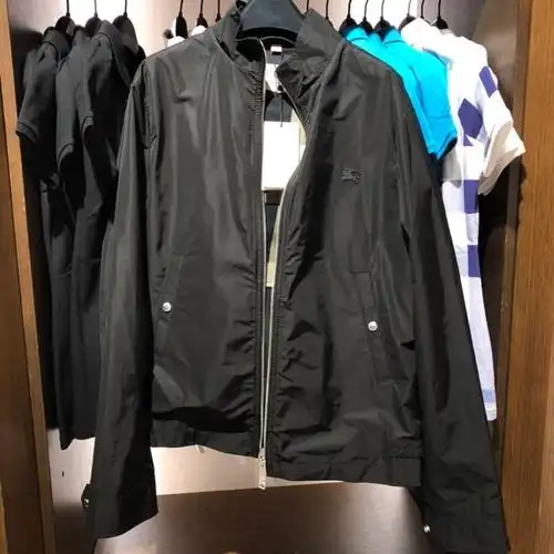 打折村 burberry 男士战马标防水外套