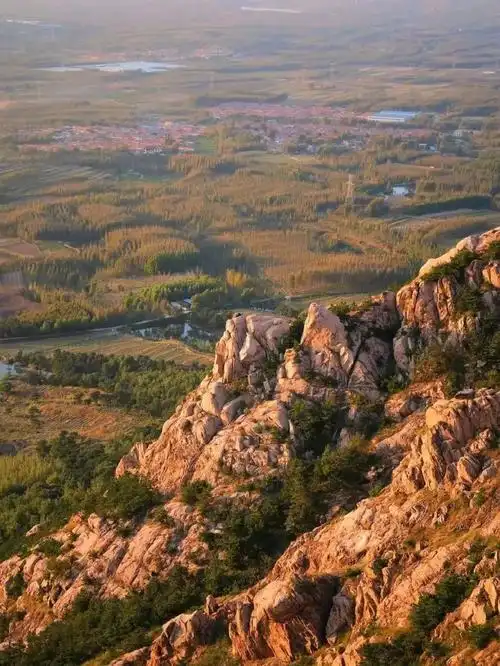 活动内容重阳节活动期间,藏马山森林公园免门票登山.