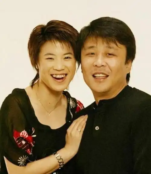 丈夫不离不弃,40岁生2胎,17年婚姻的幸福与泪水|奥运|郭斌|邓亚萍|世