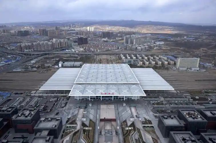 李春舫作品:太原南站