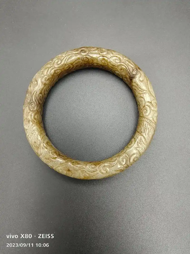 唐代和田玉双龙镯 - 抖音