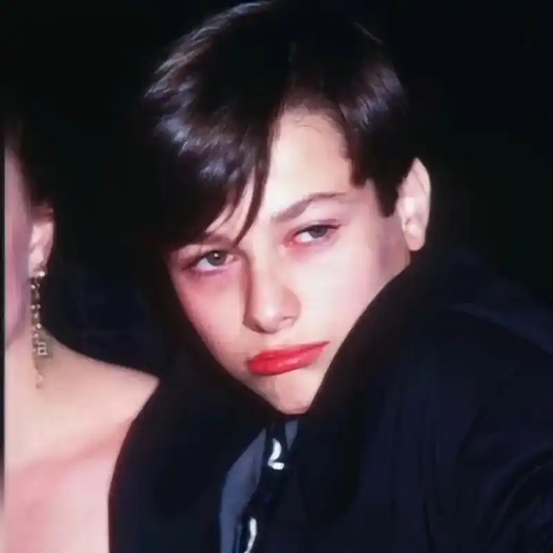 爱德华弗朗 #帅哥  这个很难不爱 适合留给自己 - 抖音