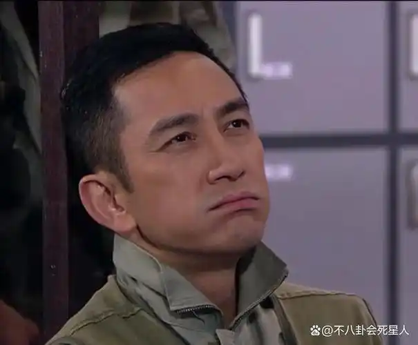 58岁吴启华近照状态佳大赞内地生活质量高已在内地定居买房