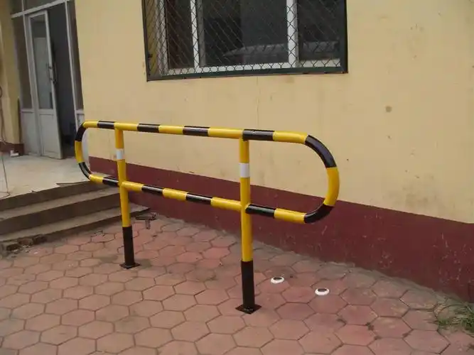 可移动活动围栏伸缩式活动防护栏插拔防撞活动护栏