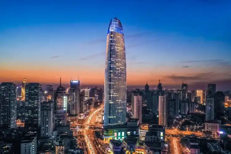 【携程攻略】济南绿地普利中心购物, 济南·山东 泉城济南,作为吸金大