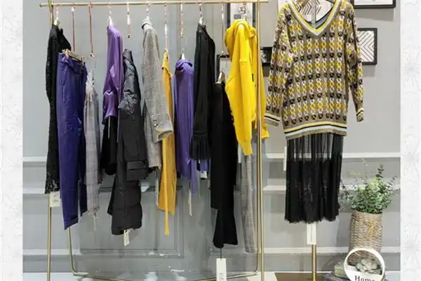 布卡慕尚女装加盟