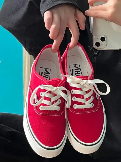 大数据推给想买红色帆布鞋的仙女0269