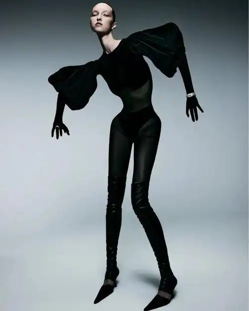 真正的俄罗斯娜娜,身高一米八,体重90斤|美女|时尚圈|女模特|动画产业