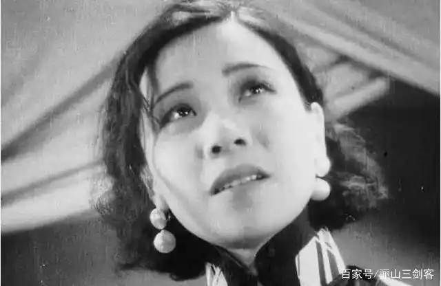 唐季珊渣男高富帅家暴逼死女明星晚年卖茶叶蛋冻死街头