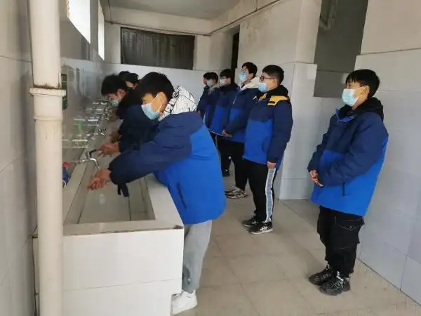 海宫学校开展新冠肺炎疫情防控应急演练