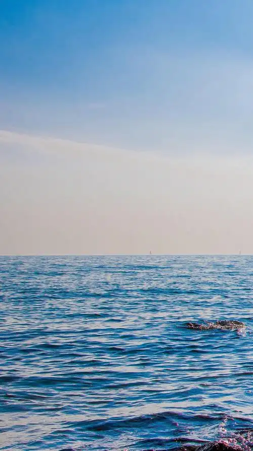 今日更新 刚刚被和谐了 所以重新上传了07 渐亮壁纸要ios11.