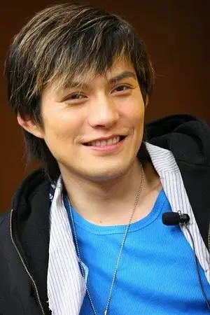 劳资上小学的时候就看过这厮的戏.