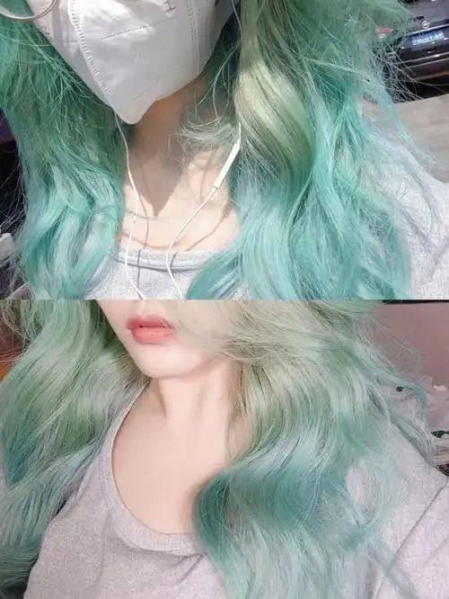 洗了两回居然变成了薄荷绿绿色掉色过程