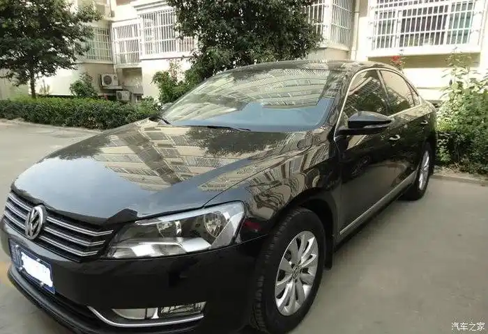 黑色帕萨特 1.4t手动档来报道了